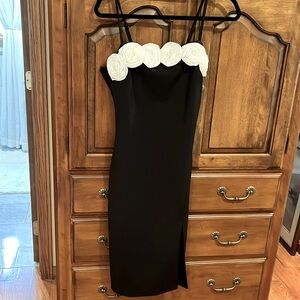 NWOT Black dress with slit and white flowers L